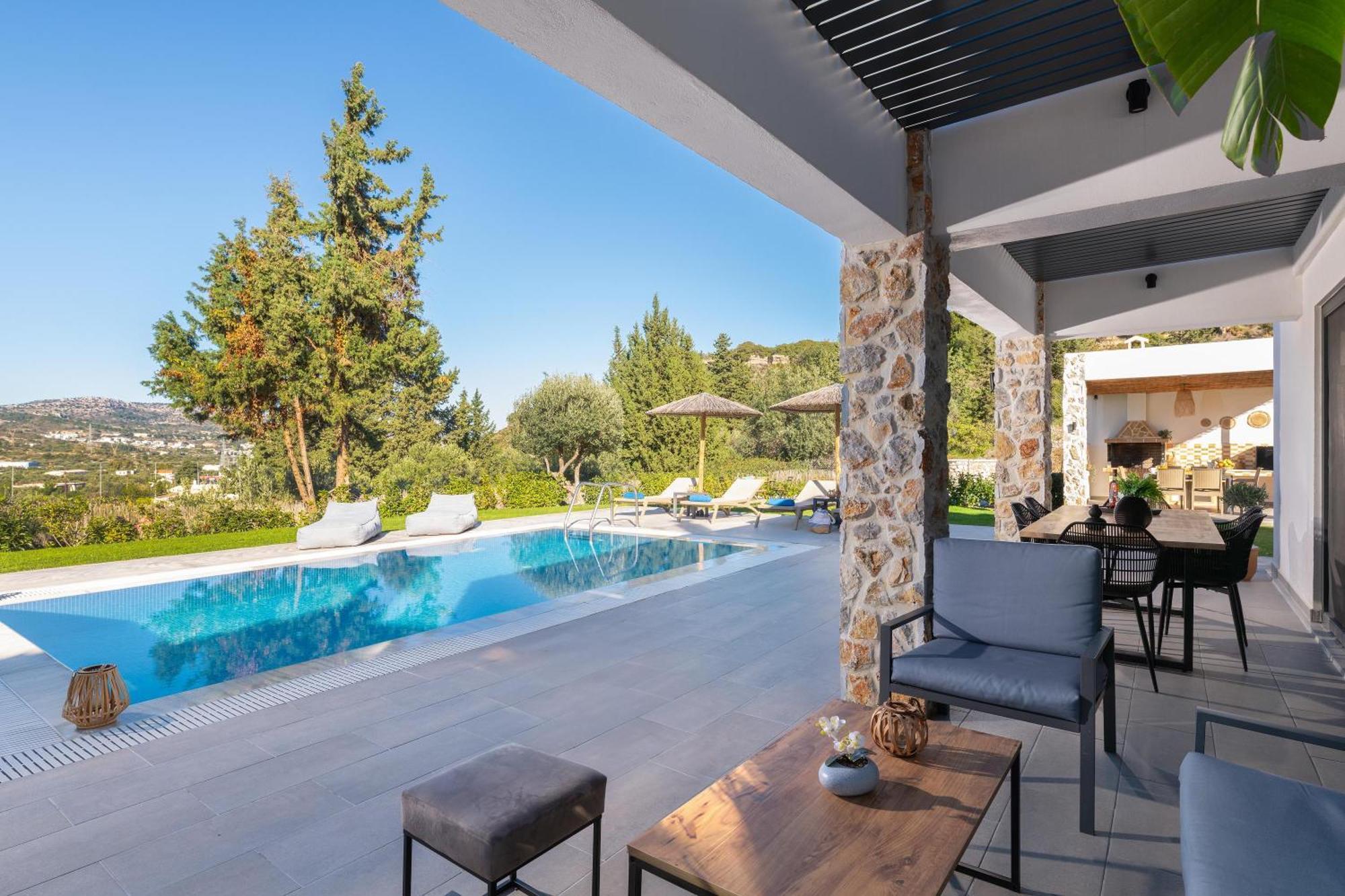 Aiora Luxury Villas Afantou Exterior photo