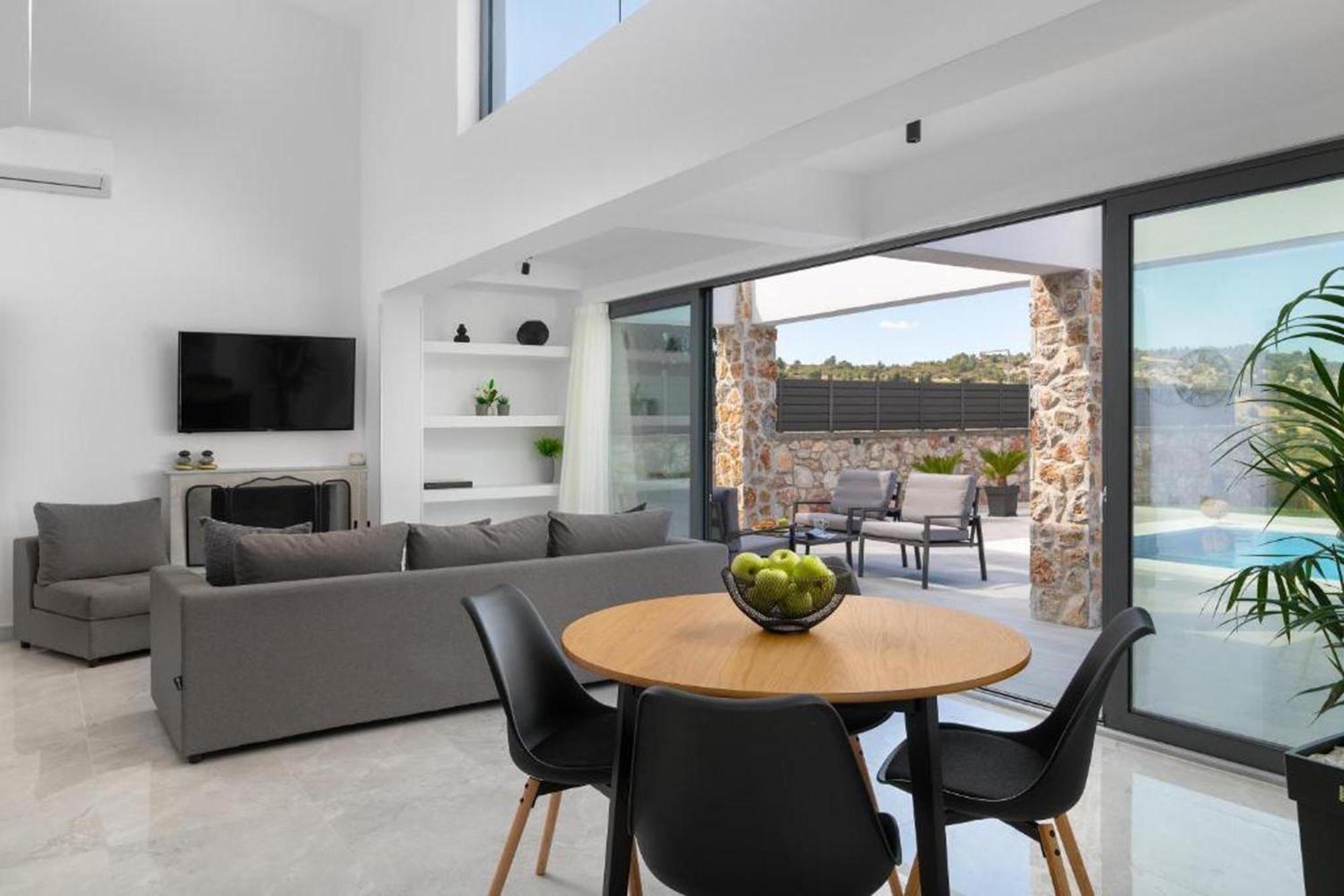 Aiora Luxury Villas Afantou Exterior photo
